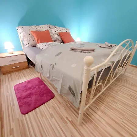 Veľký 2 * Bratislava