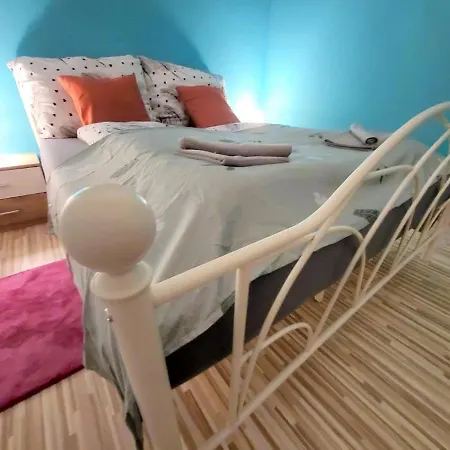 Velky 2 * ברטיסלאבה